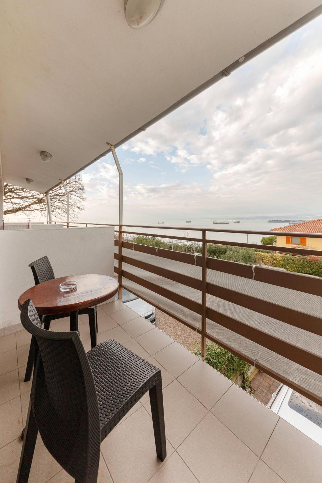 Apartma Gaja Копер Экстерьер фото